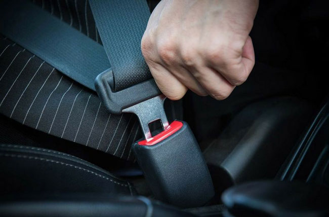 Gazette issued on mandatory seat belts for all vehicles traveling on expressways