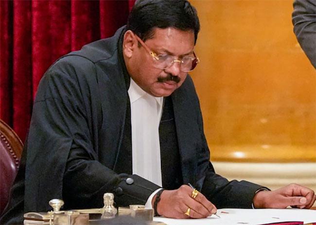 Shoe thrown at India’s Chief Justice in religious row
