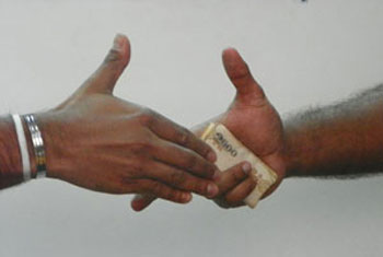 District Judge arrested while receiving bribe