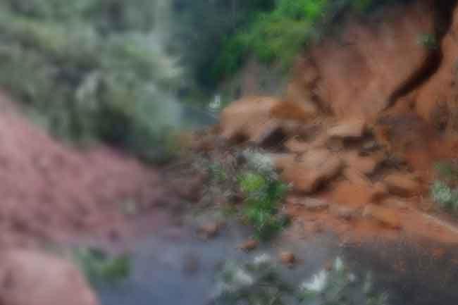 Special project to reduce landslides along Bibile -Passara road launched