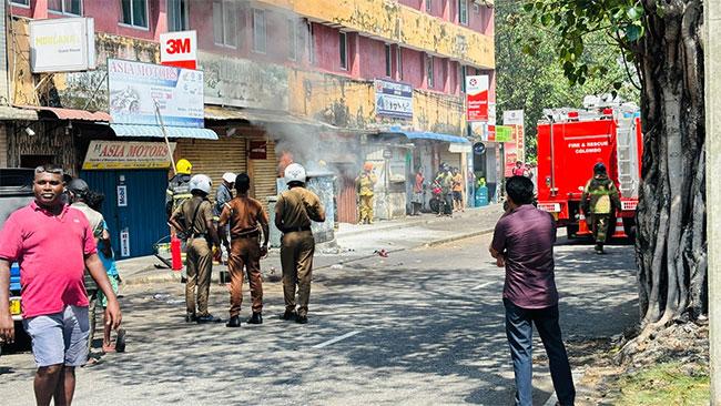 Fire breaks out in transformer at Maradana