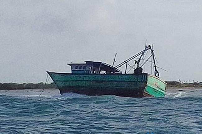 6 arrested with fishing vessel over drug-related activities off Western Coast