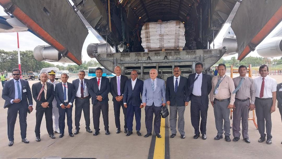 Russia’s first aircraft carrying 35 tons of humanitarian aid arrives in Sri Lanka