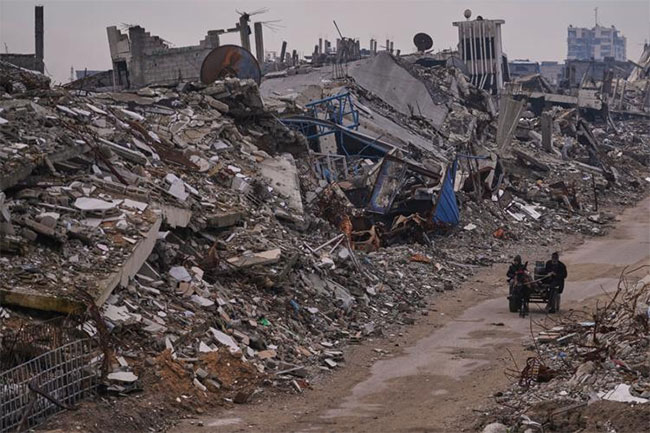 Israel to ban 37 aid groups operating in Gaza