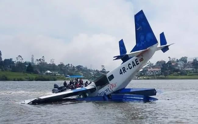 All crew members of seaplane which plunged into Gregory Lake are safe – Operators