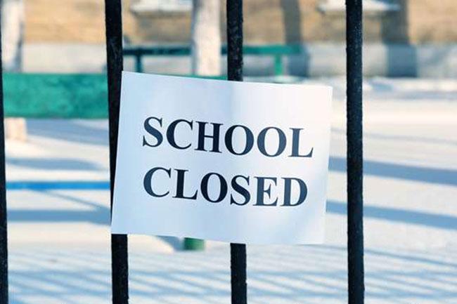 Schools in landslide-prone areas of Badulla District to close early today 