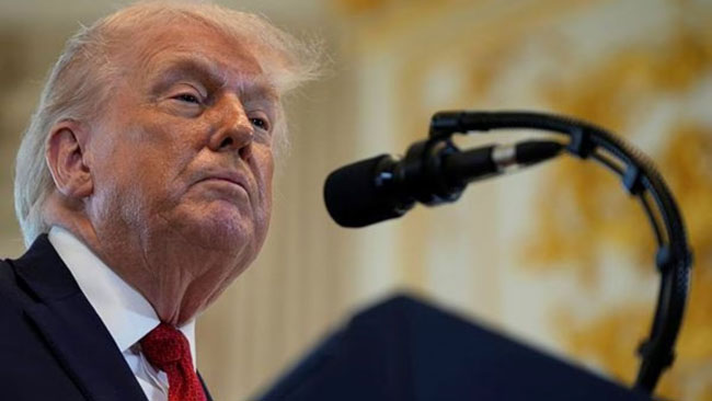 Trump says he will ‘100%’ carry out Greenland tariffs threat, as EU vows to protect its interests