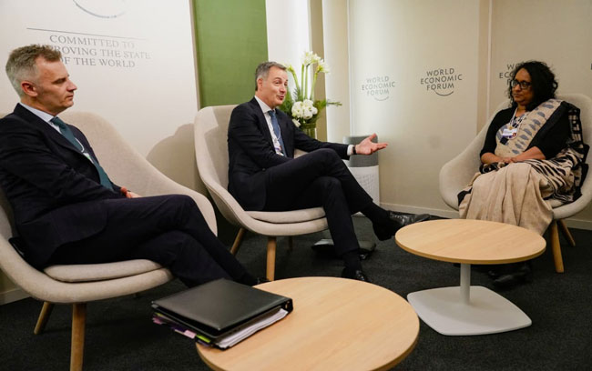 PM Harini holds high-level meetings with EU, UNDP and corporate leaders in Davos 