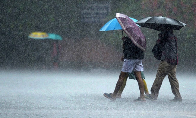 Showers expected in several districts today