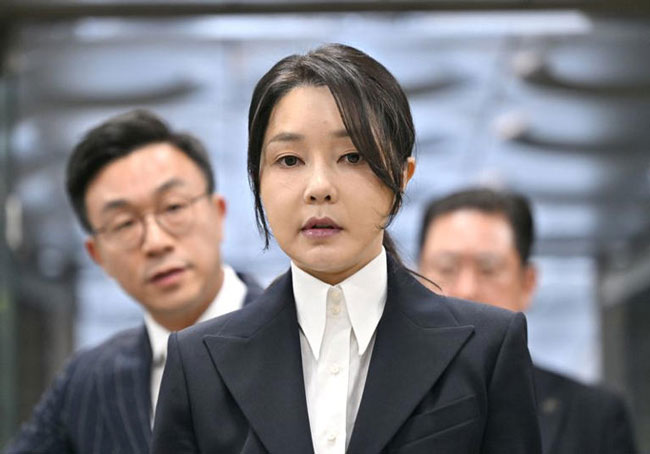 South Korea court sentences ex-first lady Kim to jail term for bribery