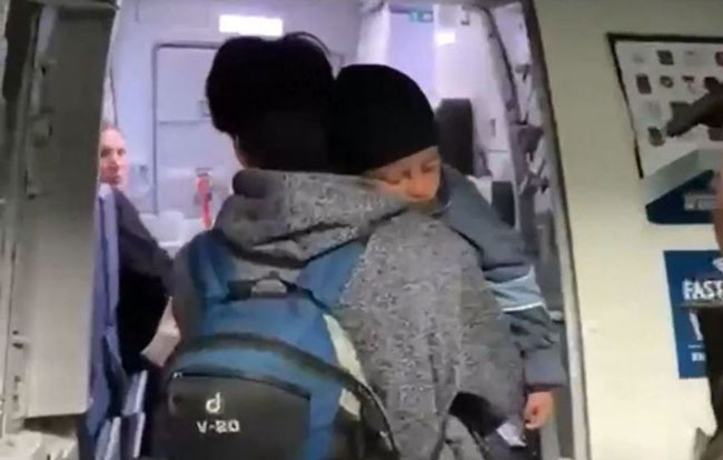Five-year-old boy detained by ICE has returned to Minnesota, lawmaker says