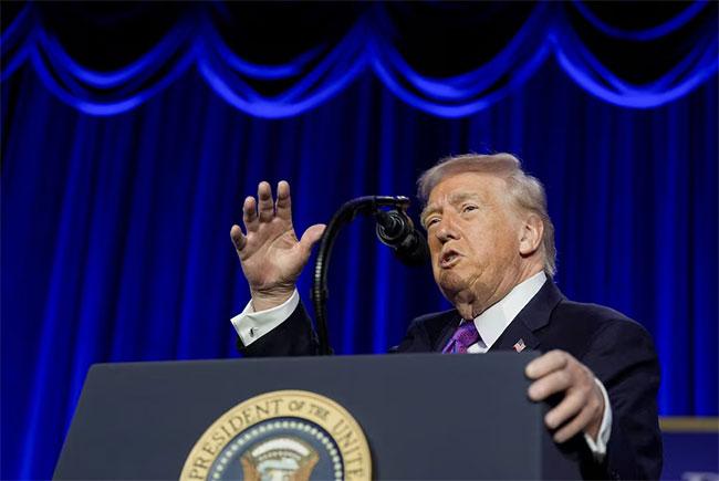 US says Trump prefers diplomacy with Iran but warns he has military options