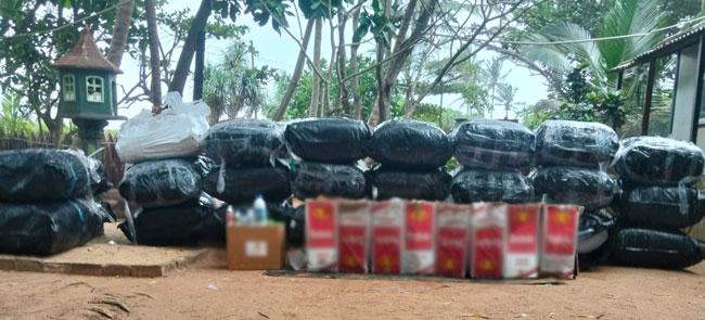 Duo arrested with Kendu leaves, cigarettes and agrochemicals off Thoduwawa Coast 