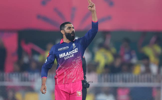 Jadeja surpasses Malinga to become 9th highest wicket taker in IPL