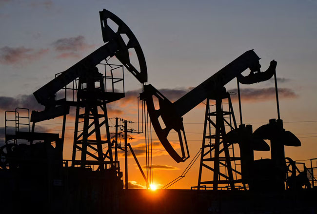Oil jumps 8% to above $100 ahead of US blockade on Strait of Hormuz