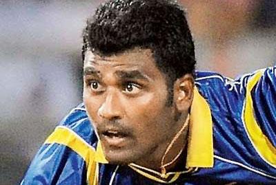 Lankans cruise to victory in second ODI