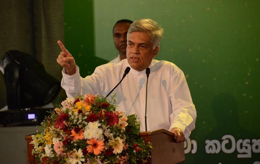 Ranil promises devolution of power to provinces