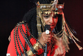 M.I.A. middle finger upstages Madonna’s Super Bowl