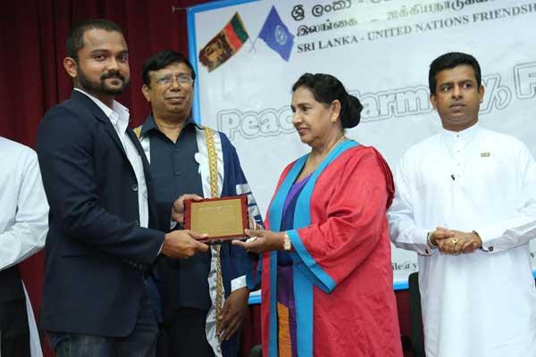 Ada Derana wins Sustainable Development Award