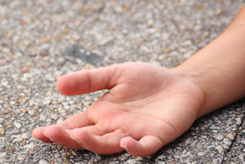 Two die and two injured after trishaw crashes into lorry