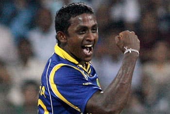 Bangladesh restricted to 204 runs