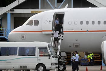 Speculation mounts Sri Lankans to fly home - report