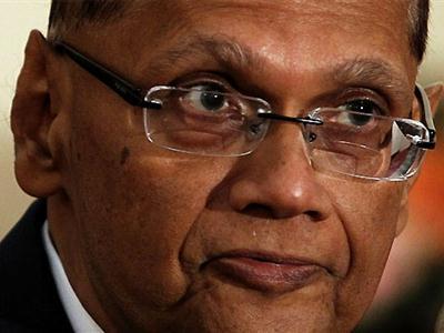 UPFA claims ‘white van’ threat to Mahinda, Gotabaya