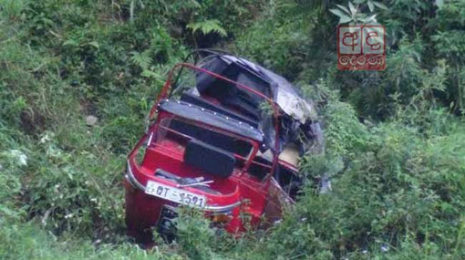 Mother, daughter killed after three-wheeler falls into precipice 