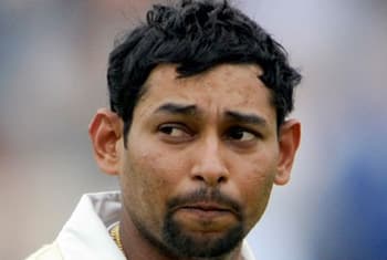 Dilshan and Sanga score tons
