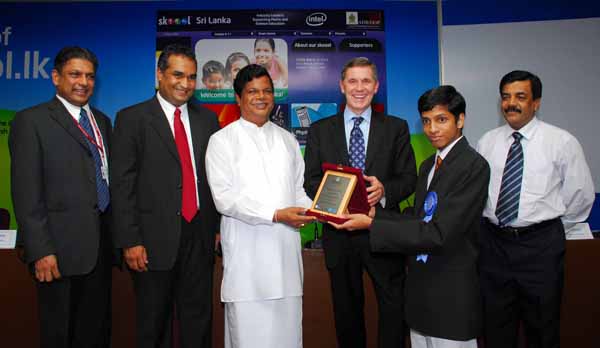 Education Ministry, Intel felicitate ISEF award recipient
