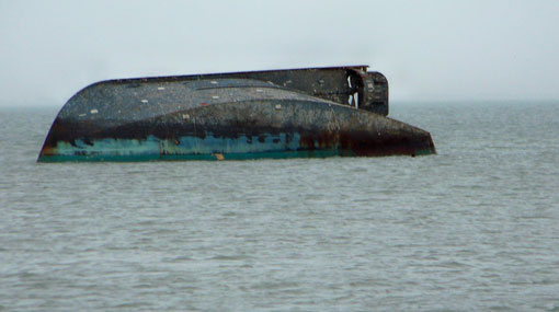 Boat carrying a group of people sinks off Katukurunda coast