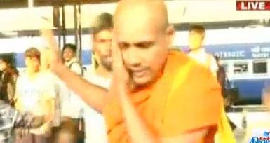 VIDEO: Another Lankan monk attacked in Tamil Nadu