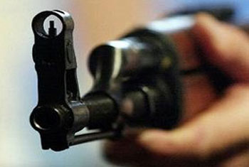 Army deserter shoots himself in Wariyapola