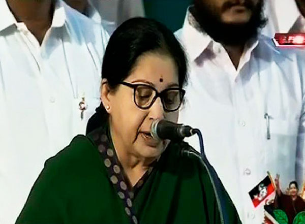 Jayalalithaa takes oath Tamil Nadu CM