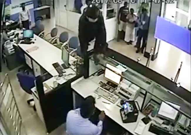 CCTV footage of Attidiya bank robbery released to media