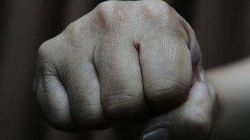 Wellawaya OIC injured in attack during raid
