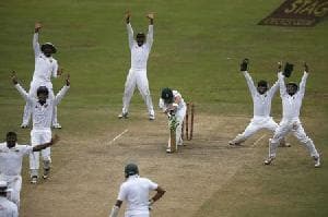 South Africa hold on for draw in 2nd test