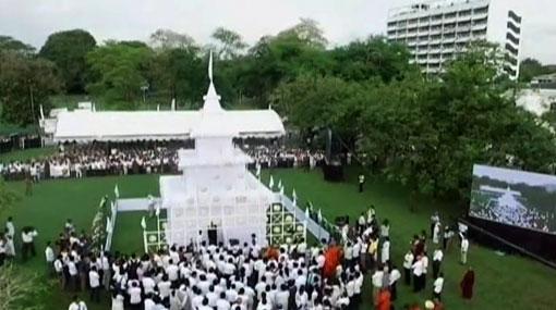 Pandit Amaradeva laid to rest at emotional funeral