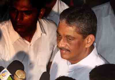 Fonseka to face Court Marshal: MCNS