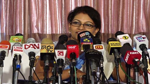 Deepa Edirisinghe enters politics through SLFP 