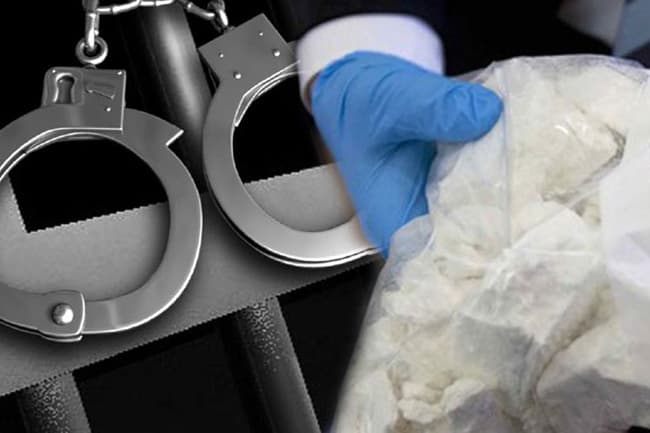 Two nabbed while transporting over 2kg of heroin