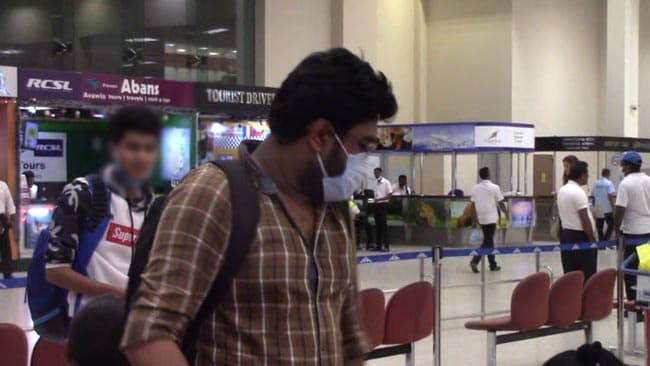 50 Sri Lankan students in China arrive at BIA