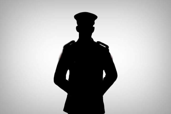 Wariyapola Prison guard interdicted