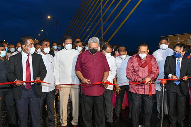 ‘Golden Gate Kalyani’: New Kelani Bridge vested with the public