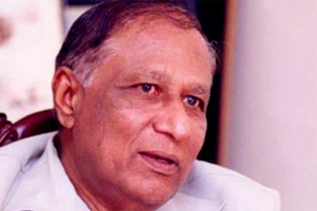 Former Minister Sirisena Cooray passes away