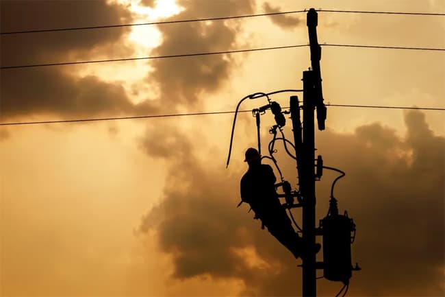 Power cuts experienced in parts of the island
