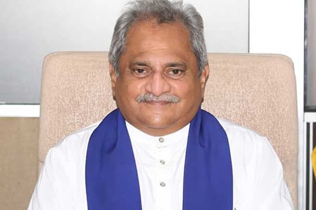 Tikiri Kobbekaduwa resigns as Governor of Sabaragamuwa Province 