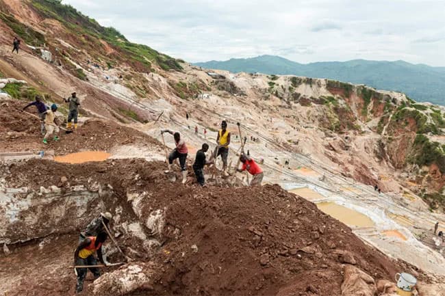 More than 200 killed in coltan mine collapse in east Congo, official says