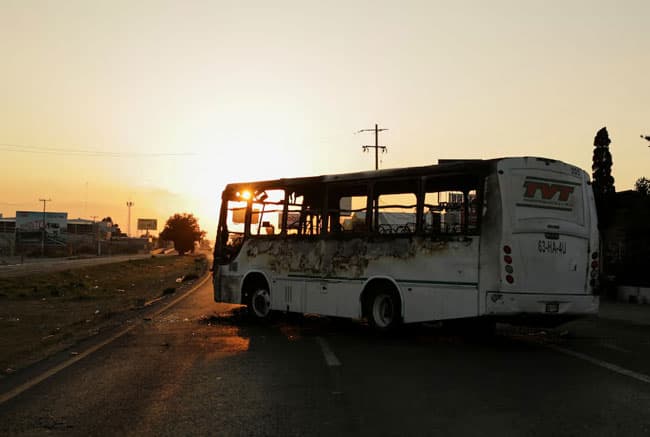 Mexican drug lord killing sparks revenge attacks; cars and businesses set ablaze, highways blocked