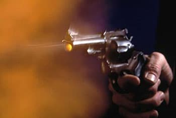 VIDEO: Police constables abducted by robbers; One dead, one injured